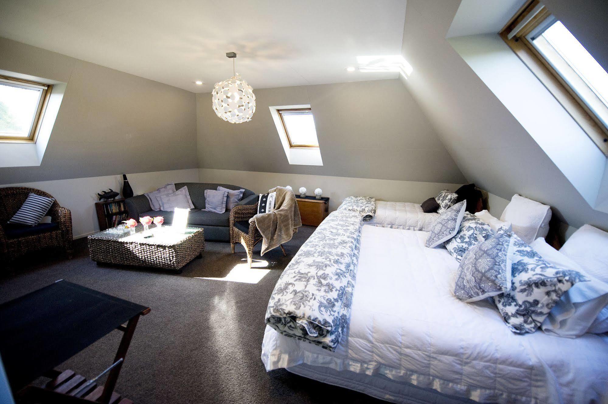 St James Bed And Breakfast Christchurch Bagian luar foto